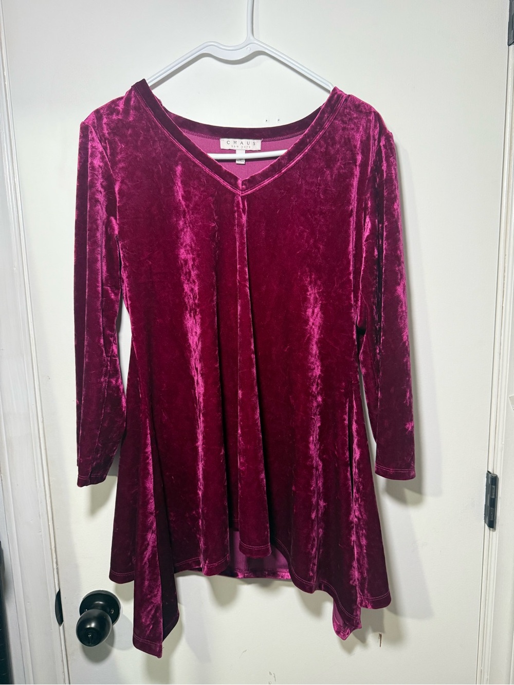 Chaus Velvet V-Neck Tunic in Deep Raspberry